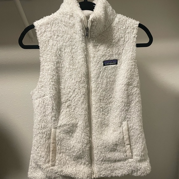 Patagonia Fuzzy Vest - Picture 1 of 4